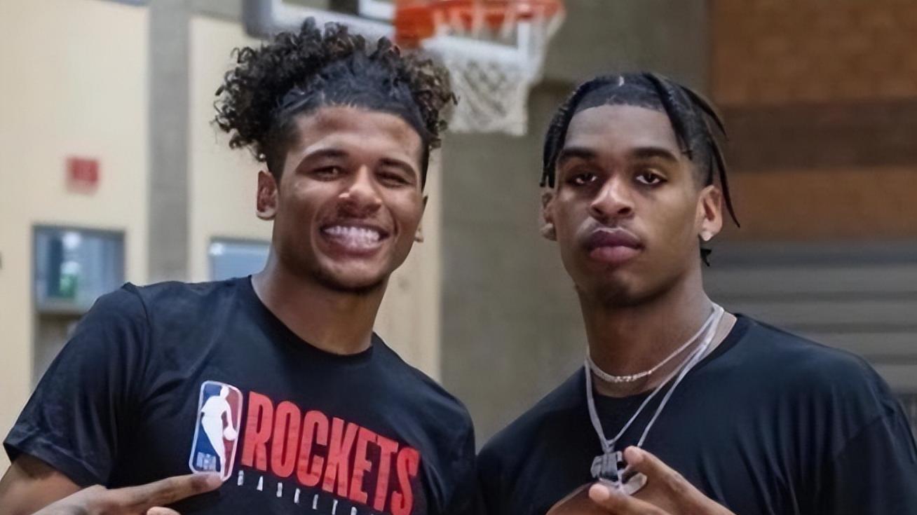 两场58+13+16！火箭队这名新星能成全明星吗？