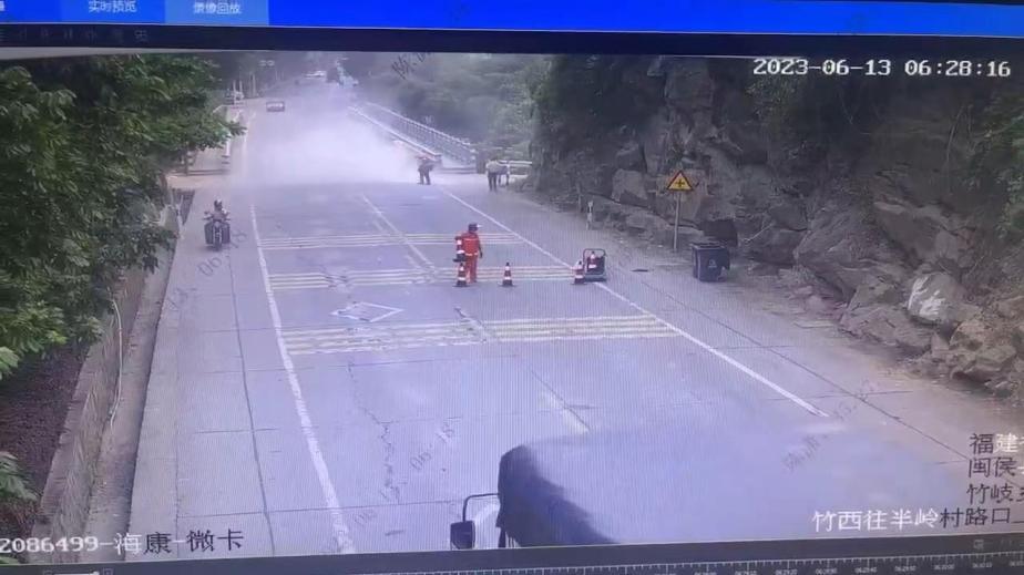 福州司机因施工借道被判全责！关键证据未采纳还失上诉权，小额诉讼 “一刀切” 引争议