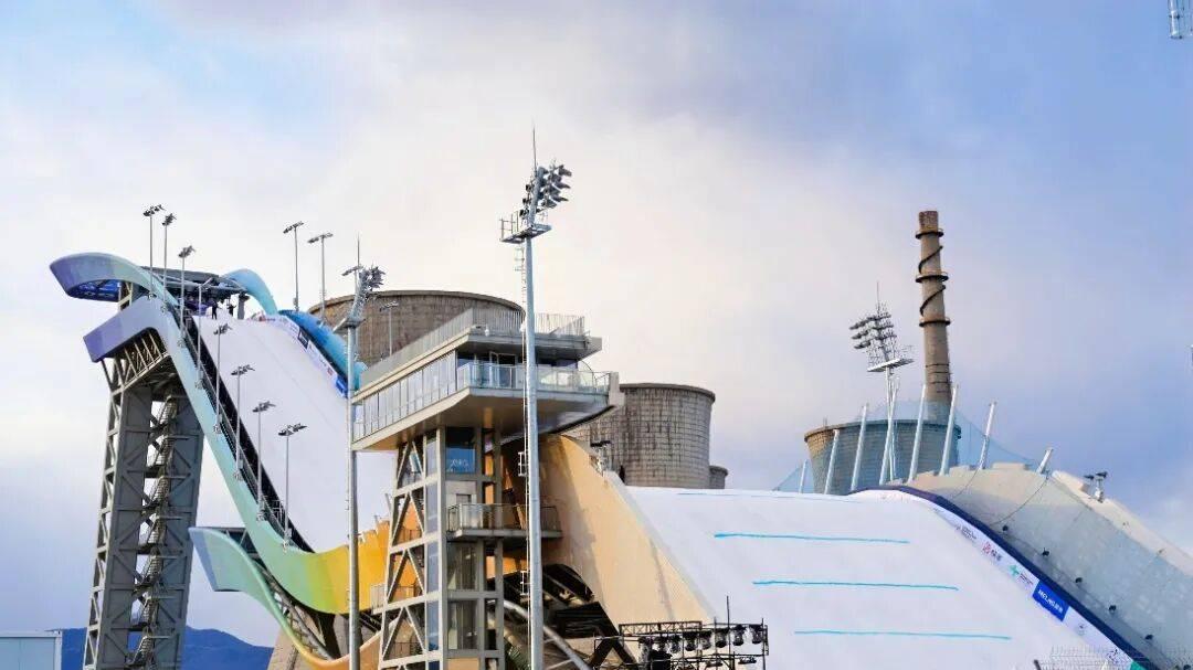 国际雪联顶级赛事开赛在即：长虹冠名演绎中国智造“出海”破局路