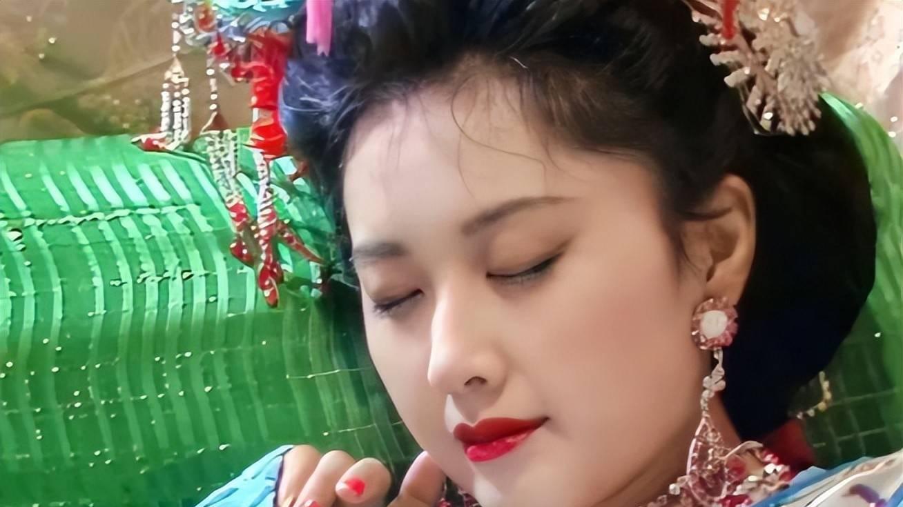 看见71岁朱琳的模样，我才明白，什么叫素颜时代的“第一美人”！