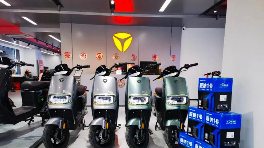 钠电池品牌可分为4档，超威、天能在第3档，第1档都有哪些品牌？