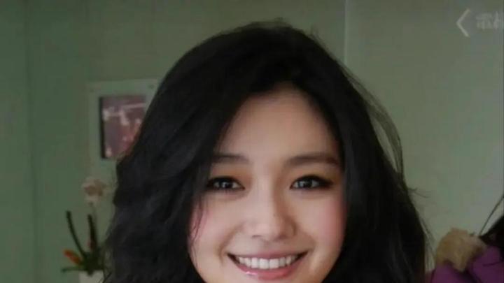 大S珠宝留给女儿继承



大S的珠宝，女儿的未来！这背后究竟隐藏着什么秘密？