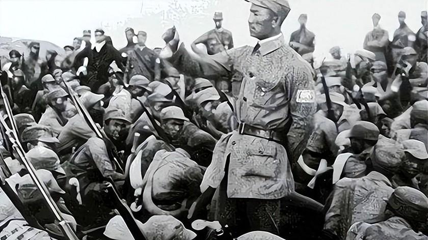 1949年，军区政委欲回乡为母报仇，毛主席：给你一个团，务必活捉