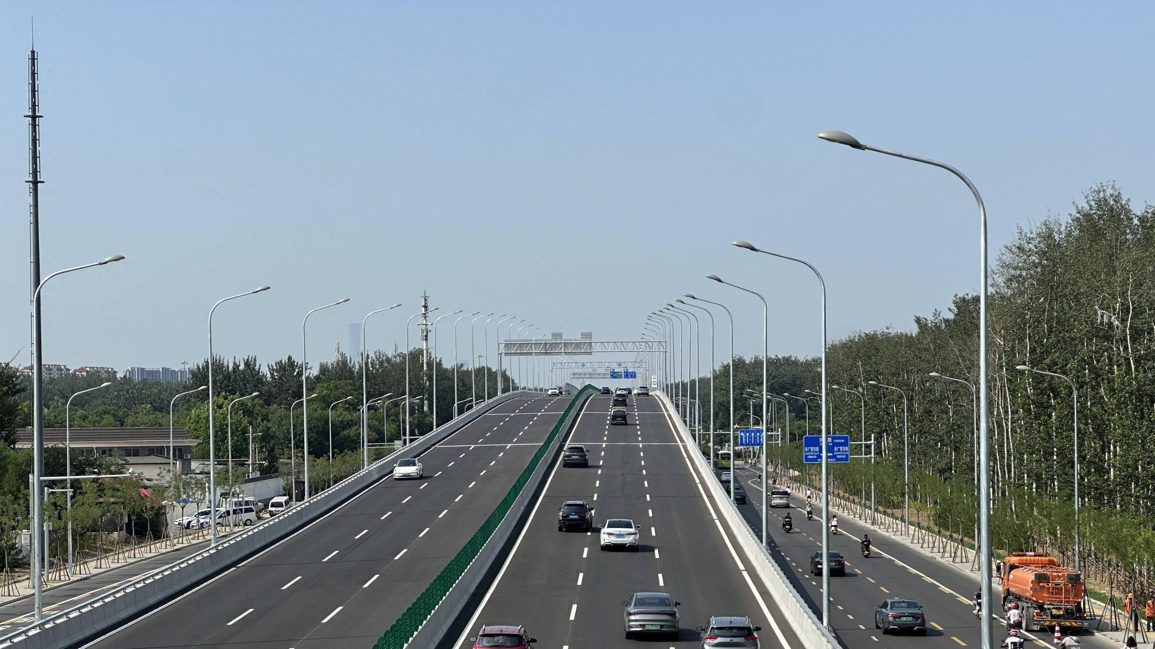 京密路通车后第一次走，东六环入地真方便，北京人出行有了新选择