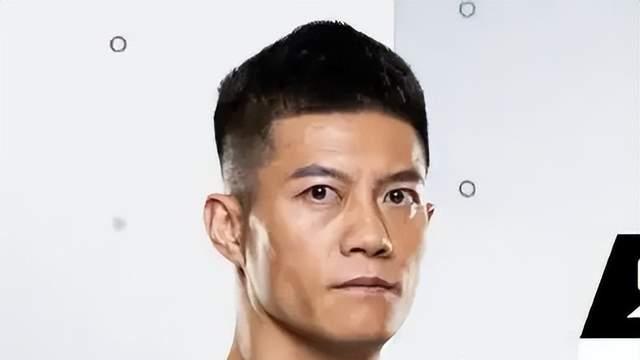 通背拳赵鸿刚宣布或手术，太极雷雷劝他退出扇耳光赛：差得太远了