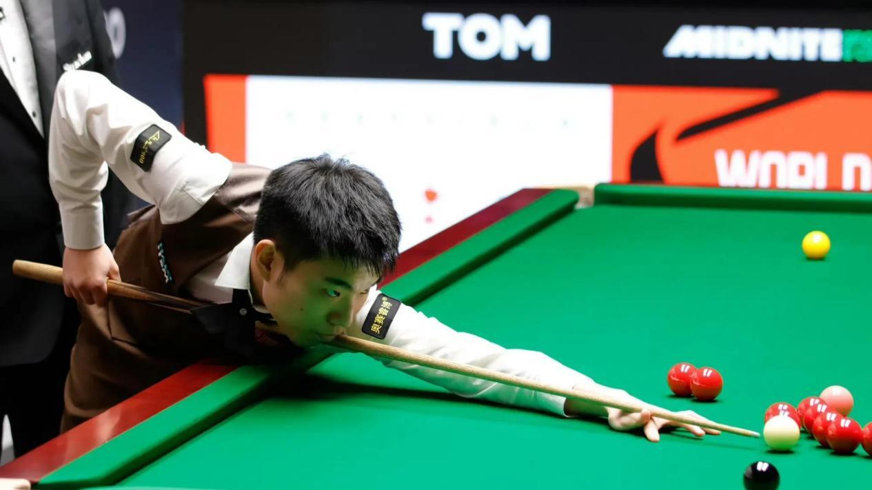 吴宜泽不敌马威