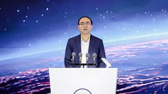 福田启明星纯电轻卡正式发布，以原生架构开启智能物流新纪元