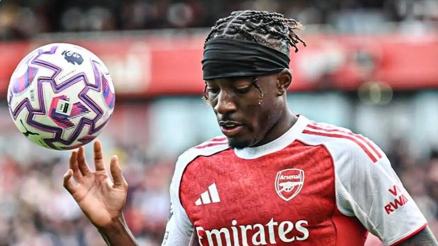 4次成功过人！5200万镑新援爆发：5次关键传球，下场时全场欢呼！