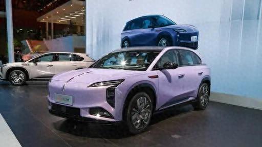 红旗天工08，纯电SUV23.98万起，轴距3米，续航730公里3.9秒破百