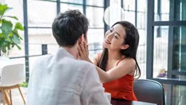他们说“我爱你”如此自然，而我们面子挂不住？