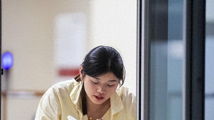 高考被录取到这5个专业，读研后就业都困难，大学期间要转专业！