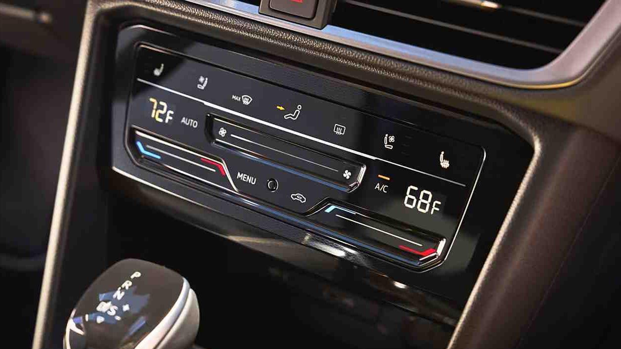 外观配置均有升级，标配8AT变速箱，2025款美规版大众Taos亮相