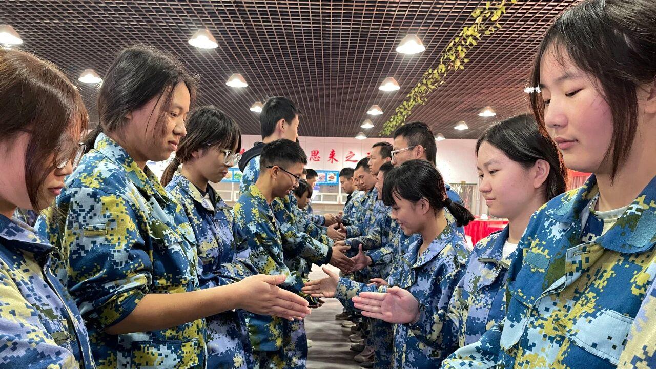 叛逆不是“问题”，而是成长的呐喊——迈向阳光，与孩子共渡成长关键期