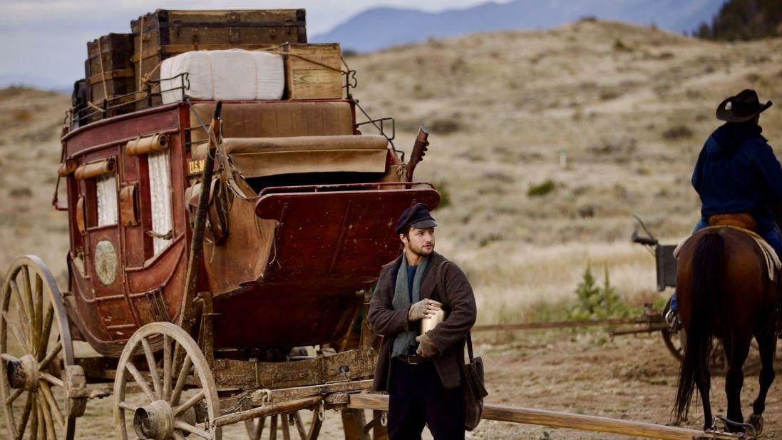 布鲁斯南+塞缪尔杰克逊！西部邪教新片太炸了！