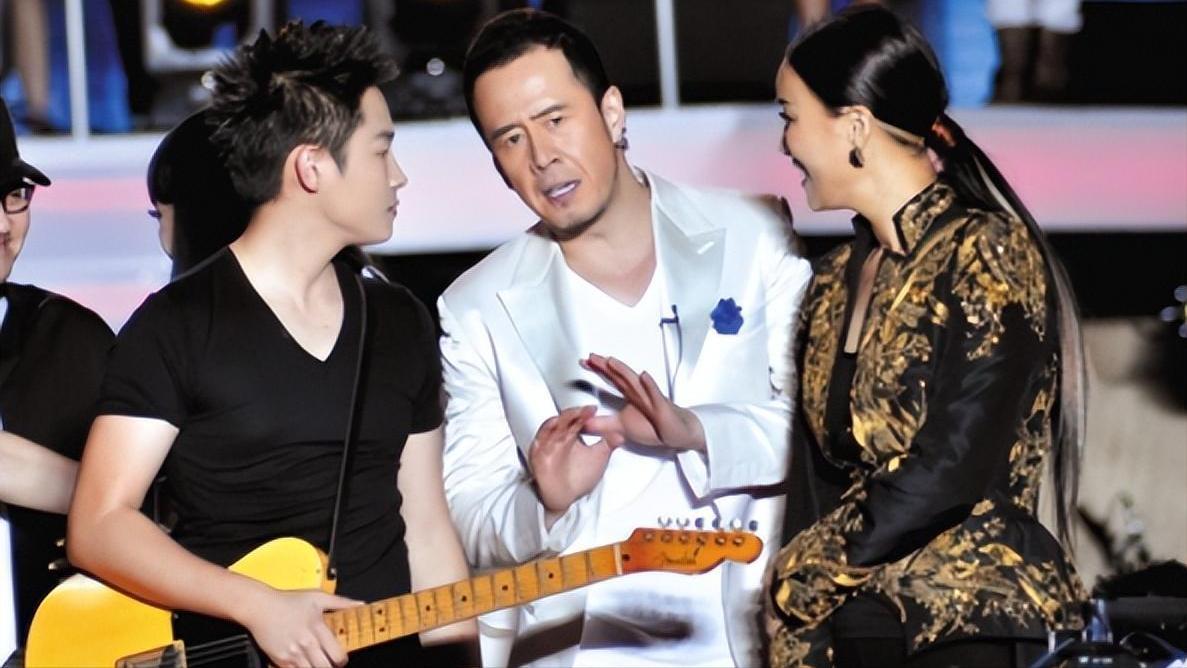 杨坤，有了那英的病，却没有那英的命