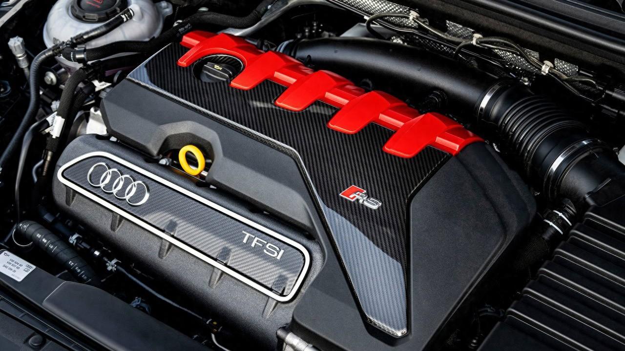 奥迪 RS3，将成搭载最后一款五缸发动机的车型！