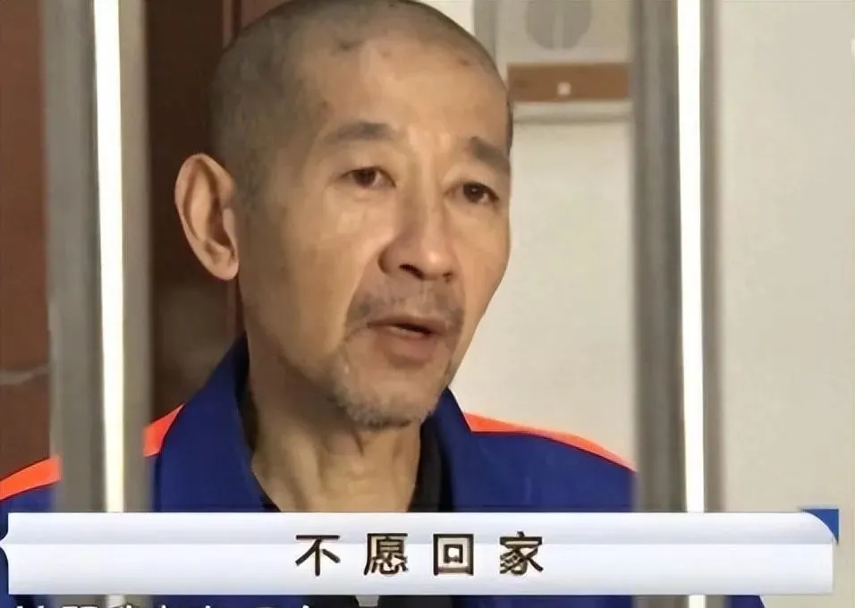 吉林21岁少女死在家中厕所，亲爹直接拉去火化，邻居报警后喜提银手镯