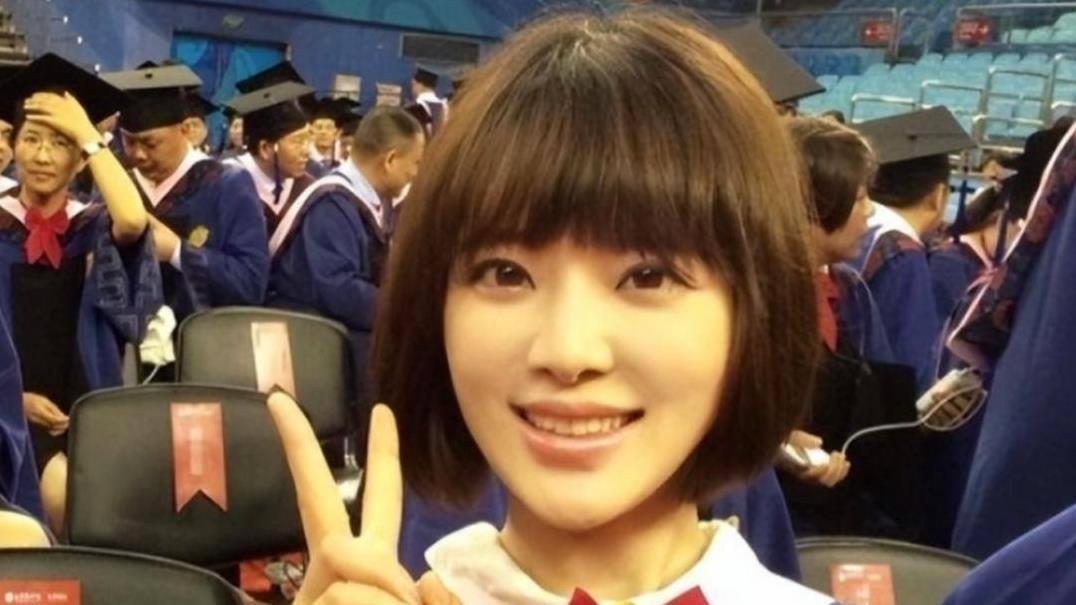 闪婚争议？十年如一日，央视女神胡蝶的幸福密码？