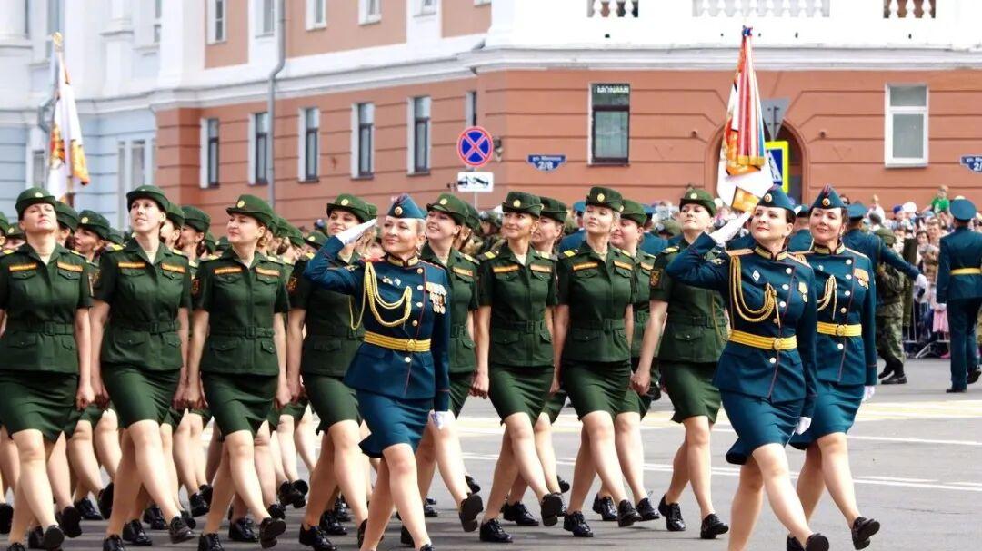 血战三年半，俄人口不够了，普京呼吁年轻人不要推迟生育