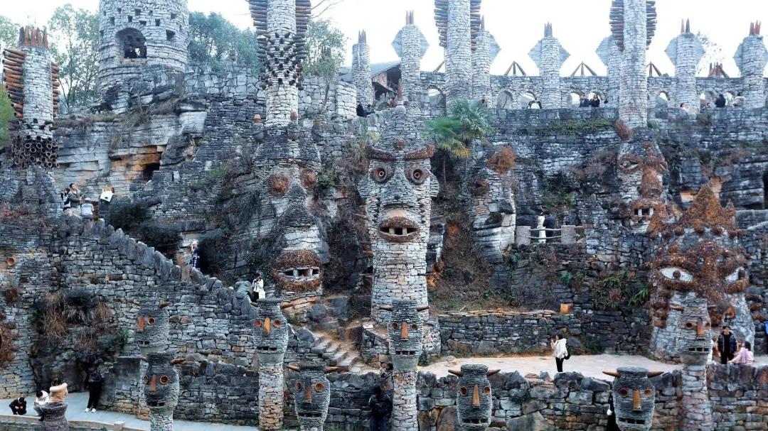 买玩具还能按斤称？餐厅不做菜，倒是先做起了“戏”！