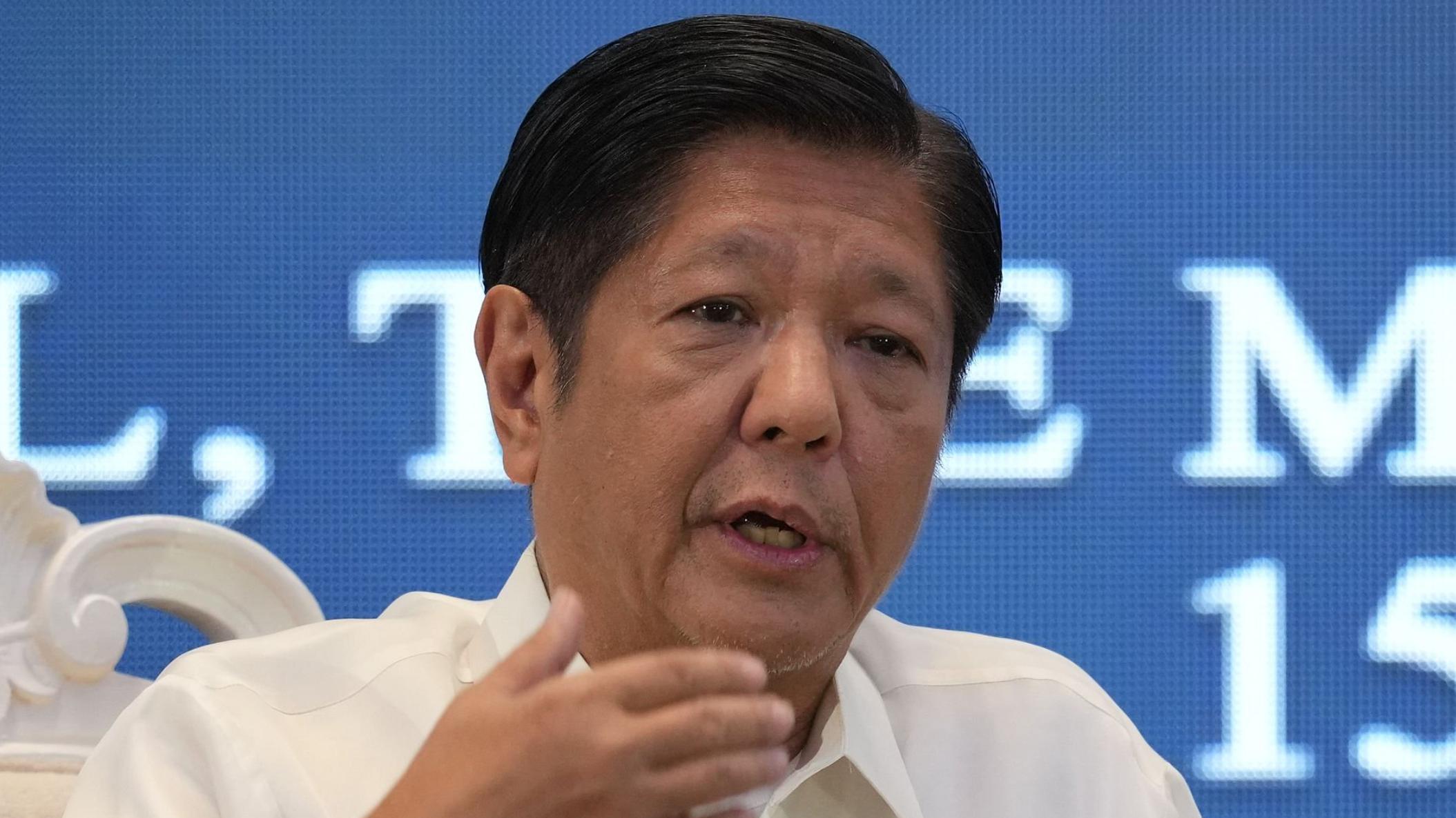 解放军增兵黄岩岛，海警也进入战位，菲律宾若敢来，将被瓮中捉鳖