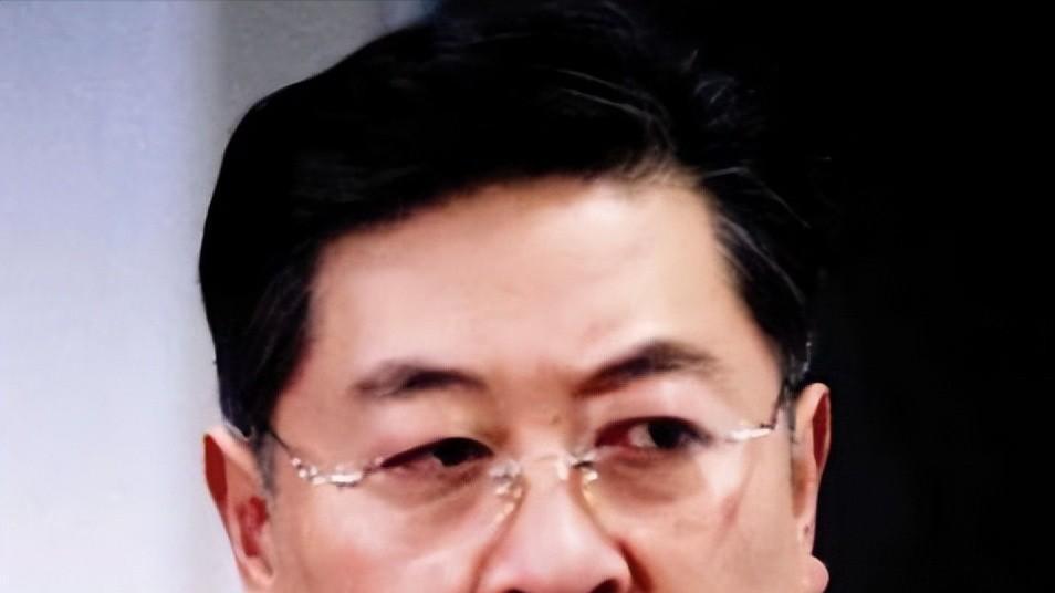 64岁演员刘斌现状：初婚史兰芽，三次婚姻均失败，如今独自养3娃