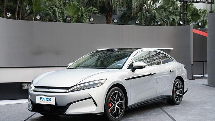 最高充电功率1000千瓦？比亚迪“兆瓦闪充”超充桩曝光