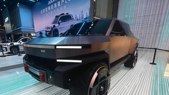 马斯克神迹！特斯拉全自动驾驶首车直送回家，市值暴涨4000亿！