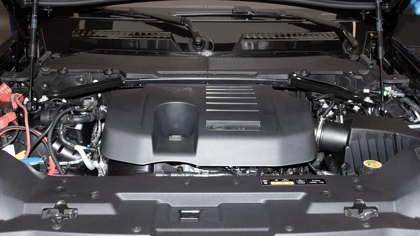 中大型SUV，68.8万元起售，性能与豪华双重奏，还得是路虎卫士