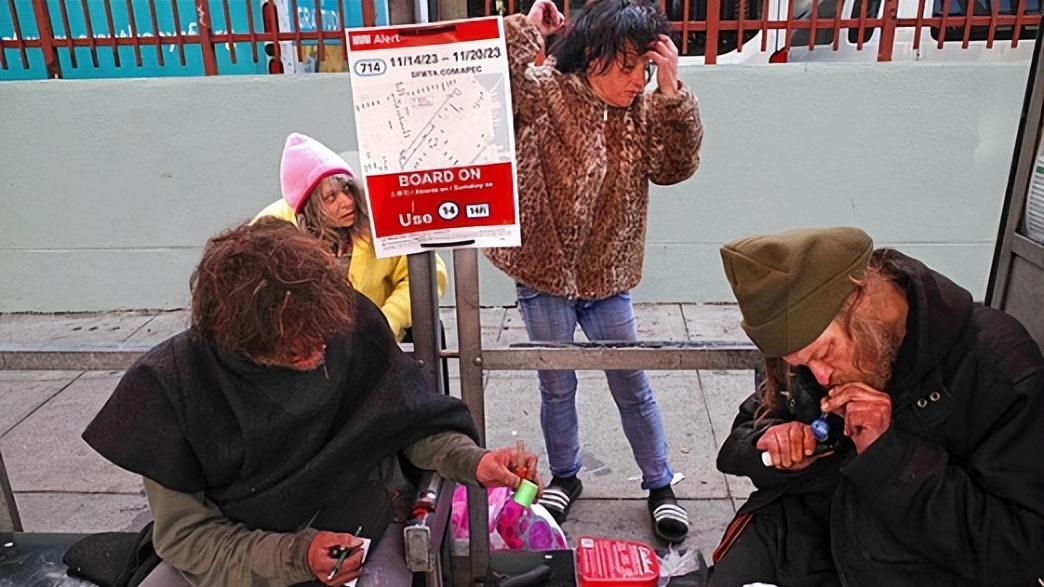 不给稀土就继续加税！特朗普咽不下这口气，向3亿美国人作出保证