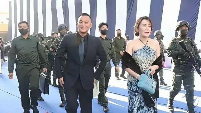白应苍当年风光无限，杀害无数中国人，他还有中国户籍。