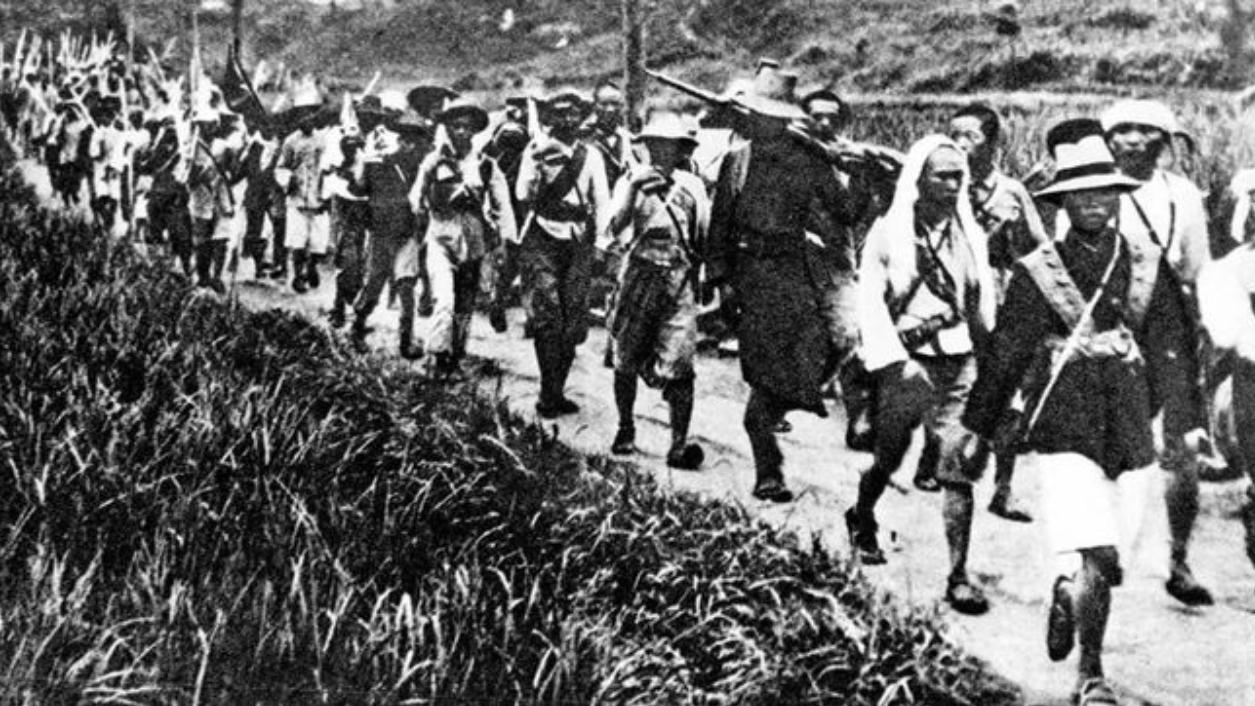 蒋介石20万大军围剿红军，毛主席三次提议，结果三次都成了少数派