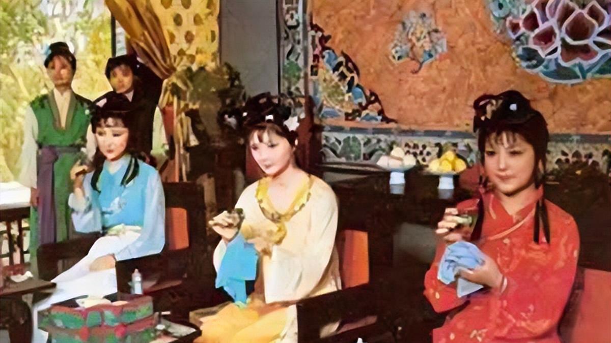 王熙凤为何会把黛玉比戏子？