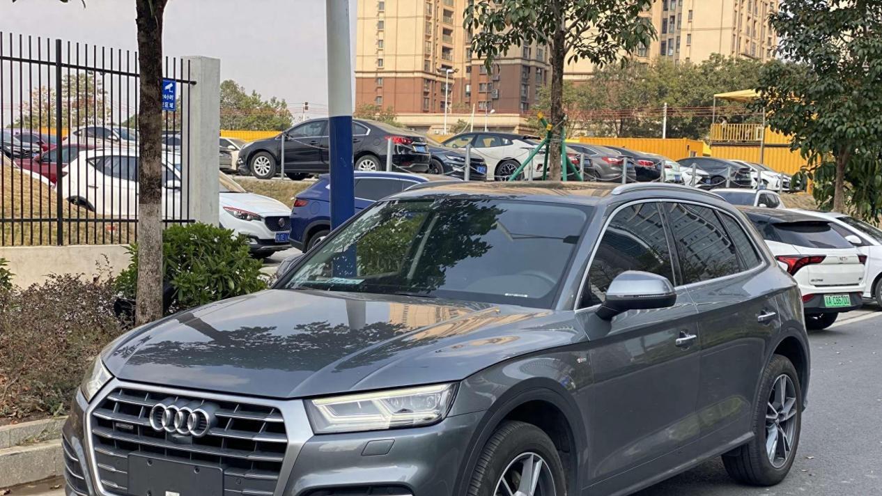 20年奥迪Q5L，一手车况，18万出头就能拥有豪华SUV？
