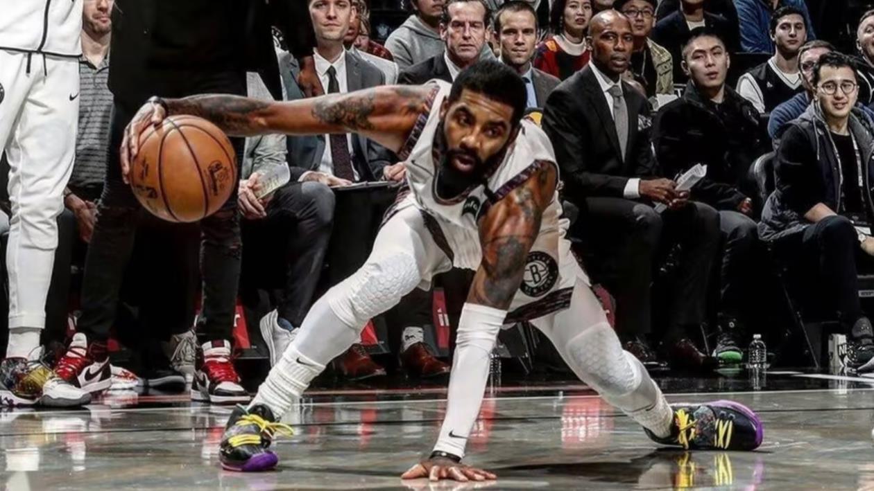 别光吹运球美如画！欧文的单打，也是NBA“破局硬解”的狠招