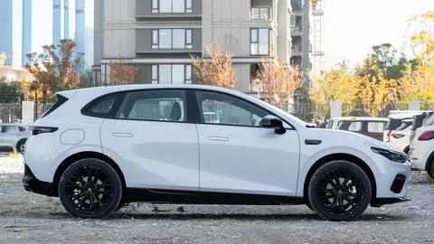 满足主流城市与城郊出行 ，零跑Lafa5 515 Pro续航动力稳通勤与远行