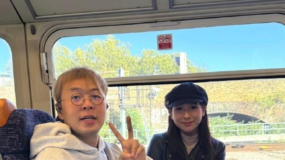 瘦到撞脸王嘉尔？杜海涛伦敦被路人认错，这 50 斤赘肉减出 “换头” 效果？
