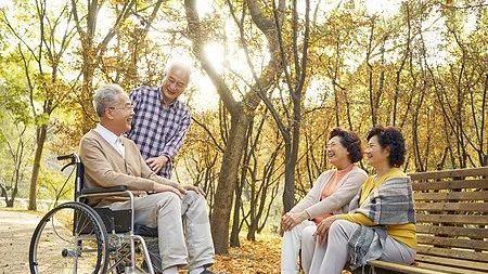 3000 元住院押金 vs 8000 元退休金：68 岁老人的血泪教训？