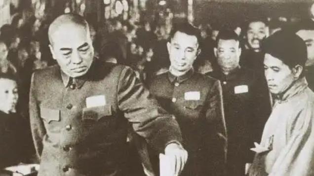 百团大战是背着毛主席擅自发起的？彭德怀晚年坦承：当时是急了点