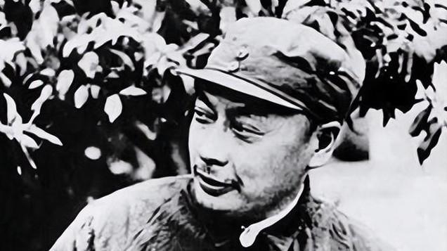 他曾与毛主席谈兵论战3小时，全野战军军长中少有，被夸不简单