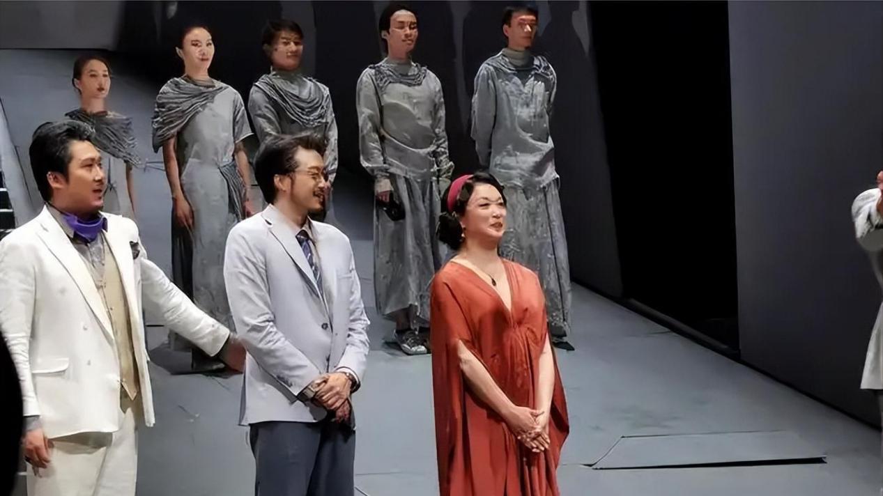 金星终于露出真面目，靳东7字评价字字戳心，这次再装也没用