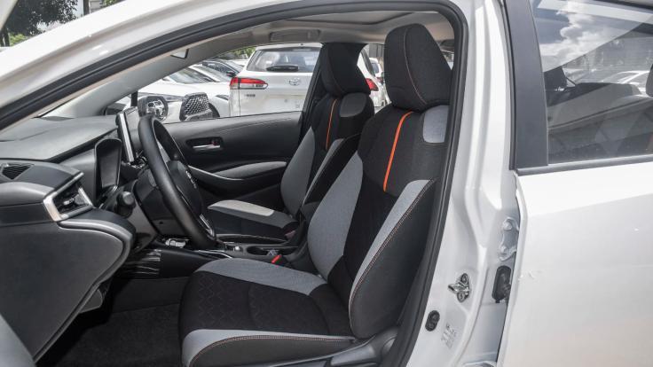 丰田卡罗拉导购手册，优惠后8.18万起，6款车型怎么选