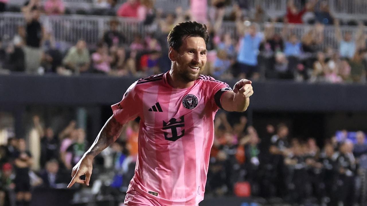 4-0，38岁梅西发威：一球三助攻，率队晋级半决赛，太丝滑了