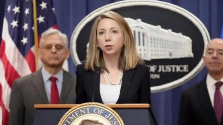 马斯克百万悬赏搅动司法选举 ， 特朗普三管齐下重塑美国法治格局