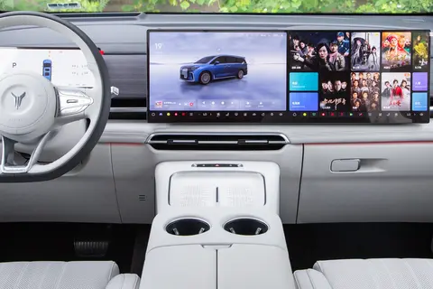 深度体验26款岚图梦想家，它用场景化设计给出了实用主义答案