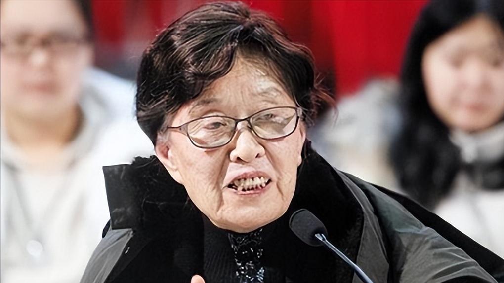 国家一级编剧阎肃，乐做“妻管严”，逝世后，遗孀和儿子对簿公堂