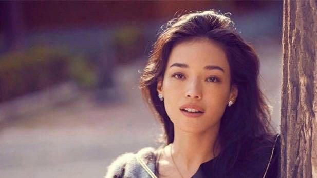 一脱成名，情路荆棘：舒淇的光影人生