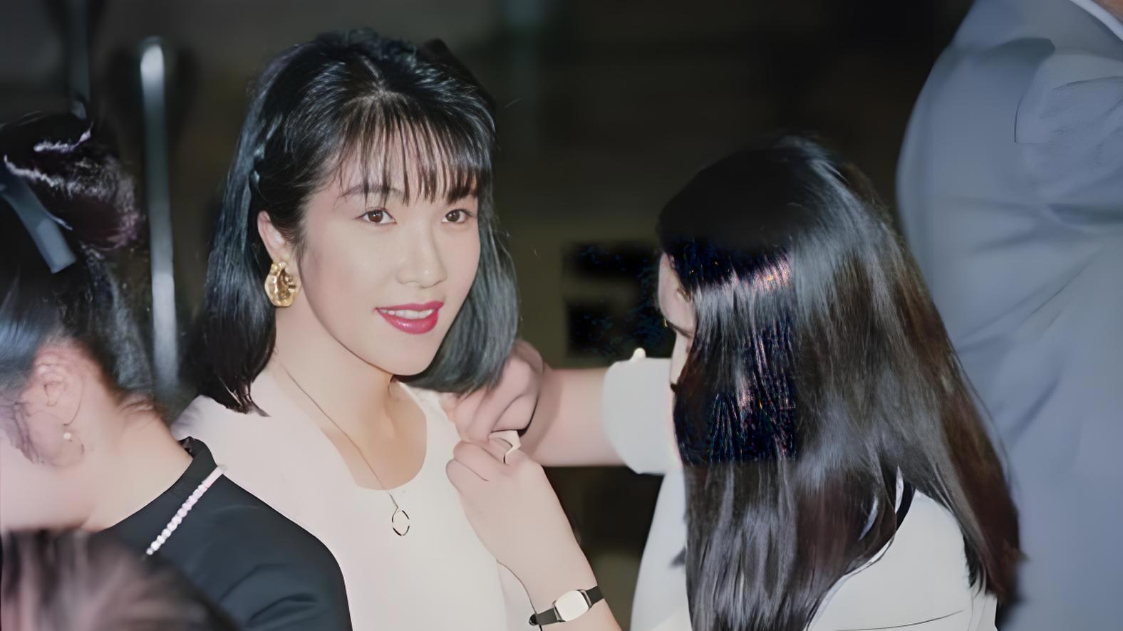 高市早苗又抛出“台湾地位未定论”，外交部回应：错上加错