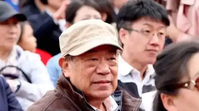 50高亮病逝，邻居透露细节，83岁父亲高明白发人送黑发人