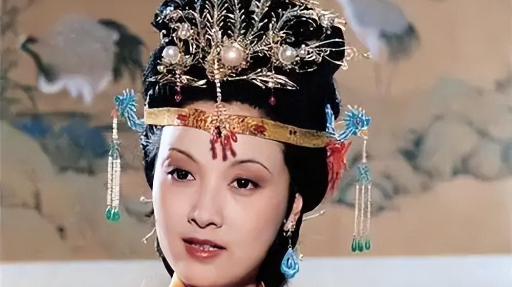 万万没想到，67岁“丁克”了28年的邓婕，最终成了人生赢家